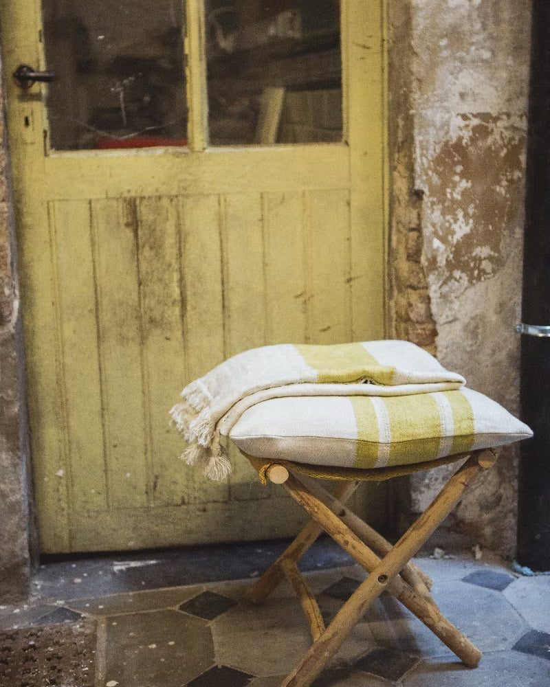 Mustard Stripe Putetrekk - 50x50 cm