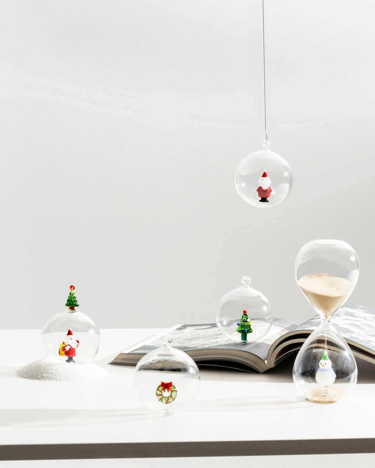 Christmas Tales - Julekule Glass Gave