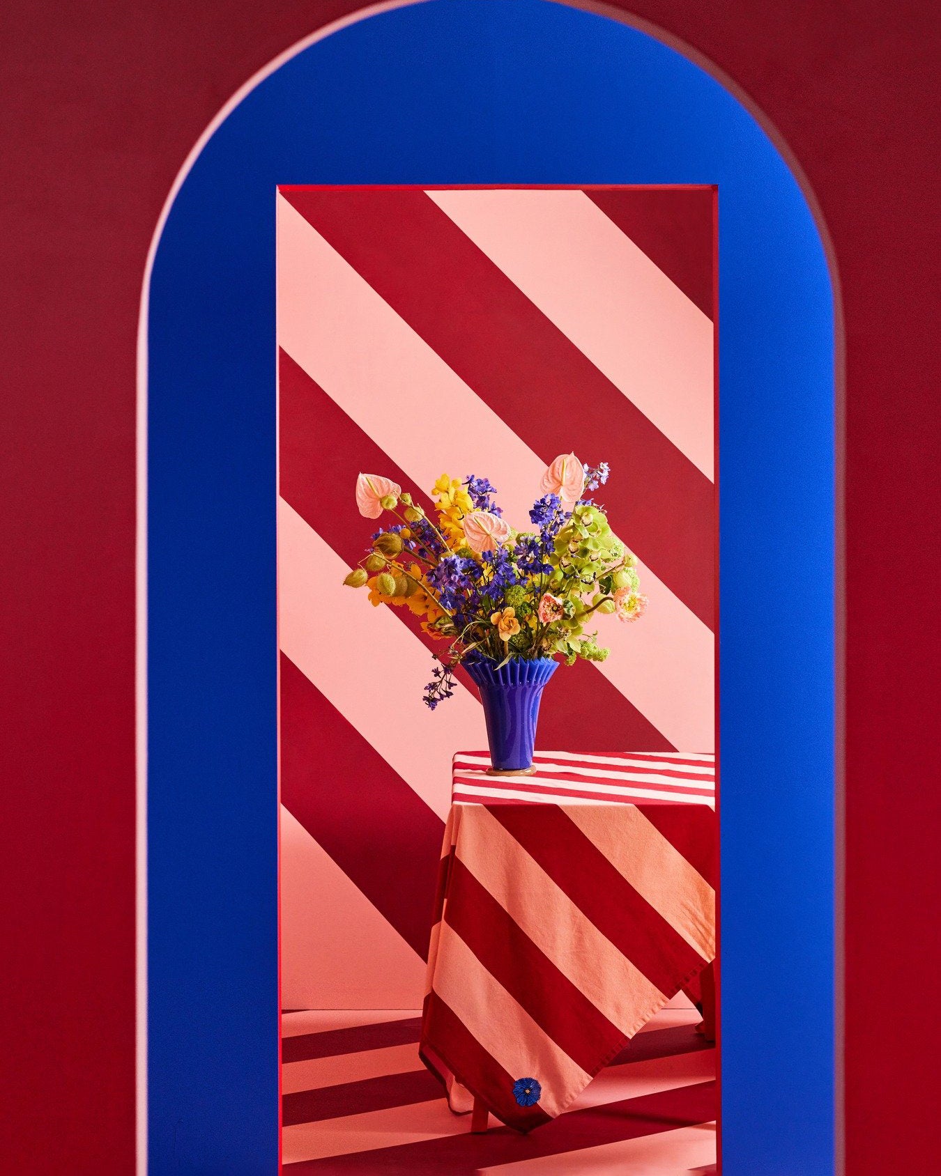 Vase Lori L