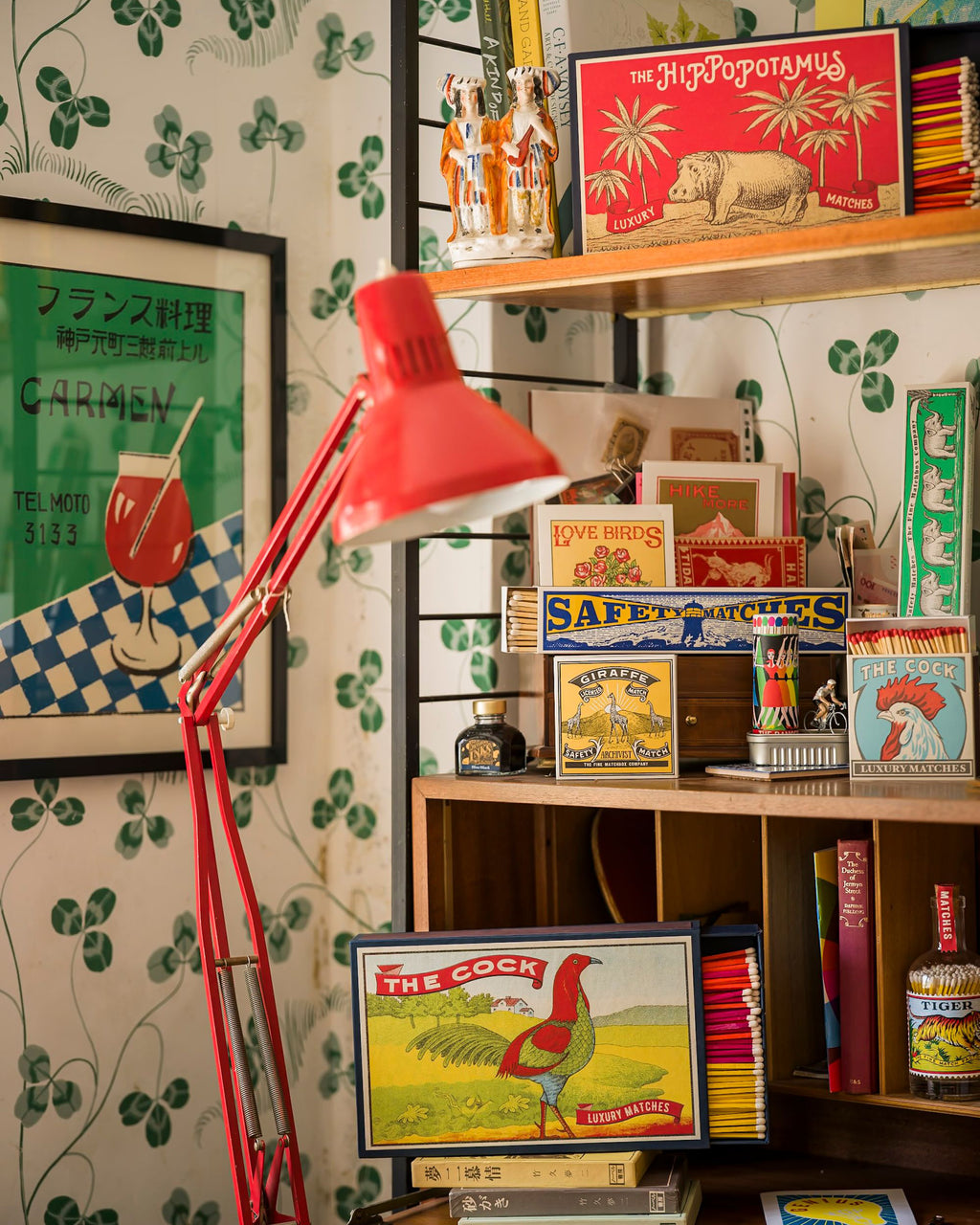 Two Elephants - Fyrstikker