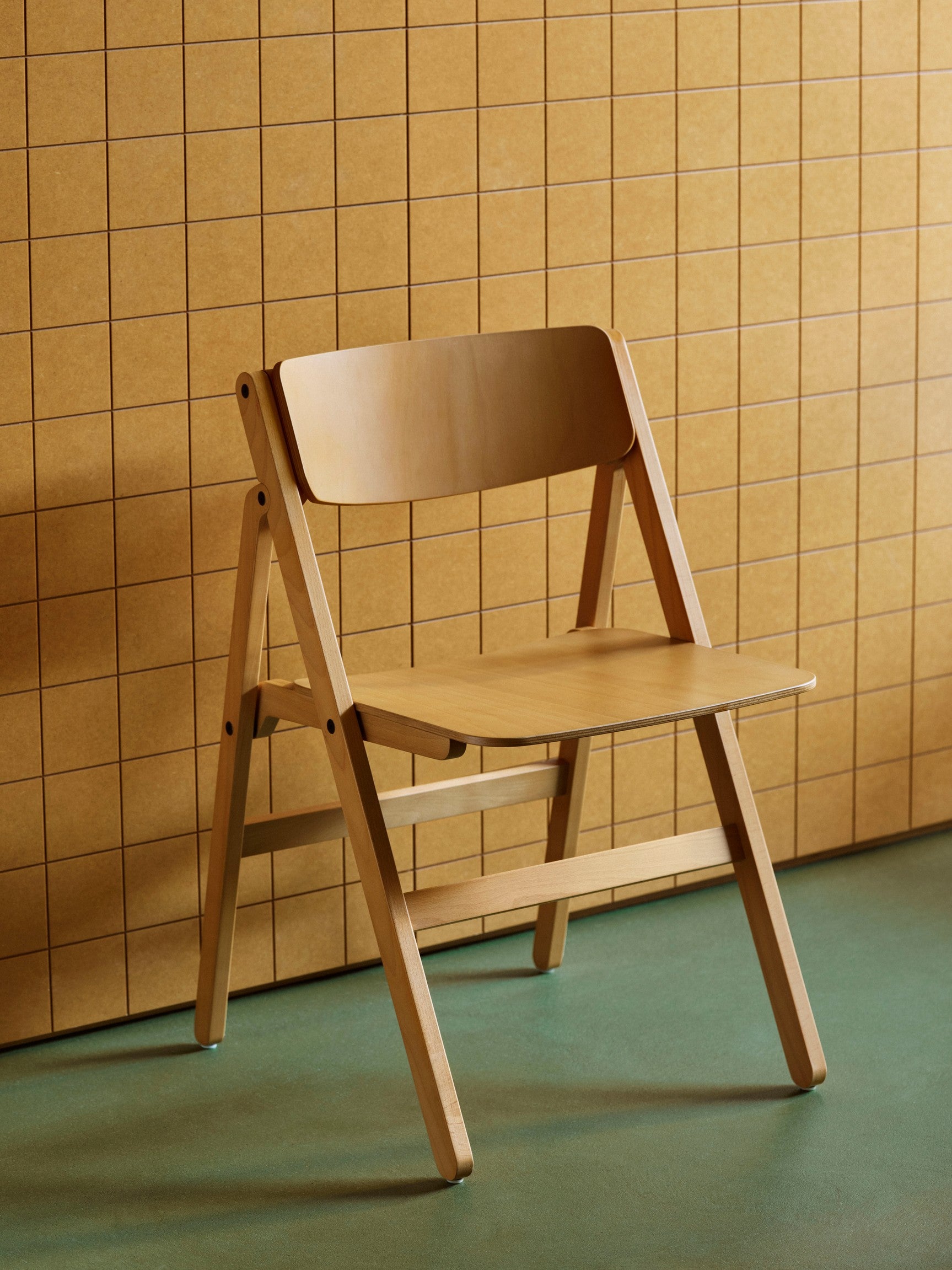 Backflip Chair