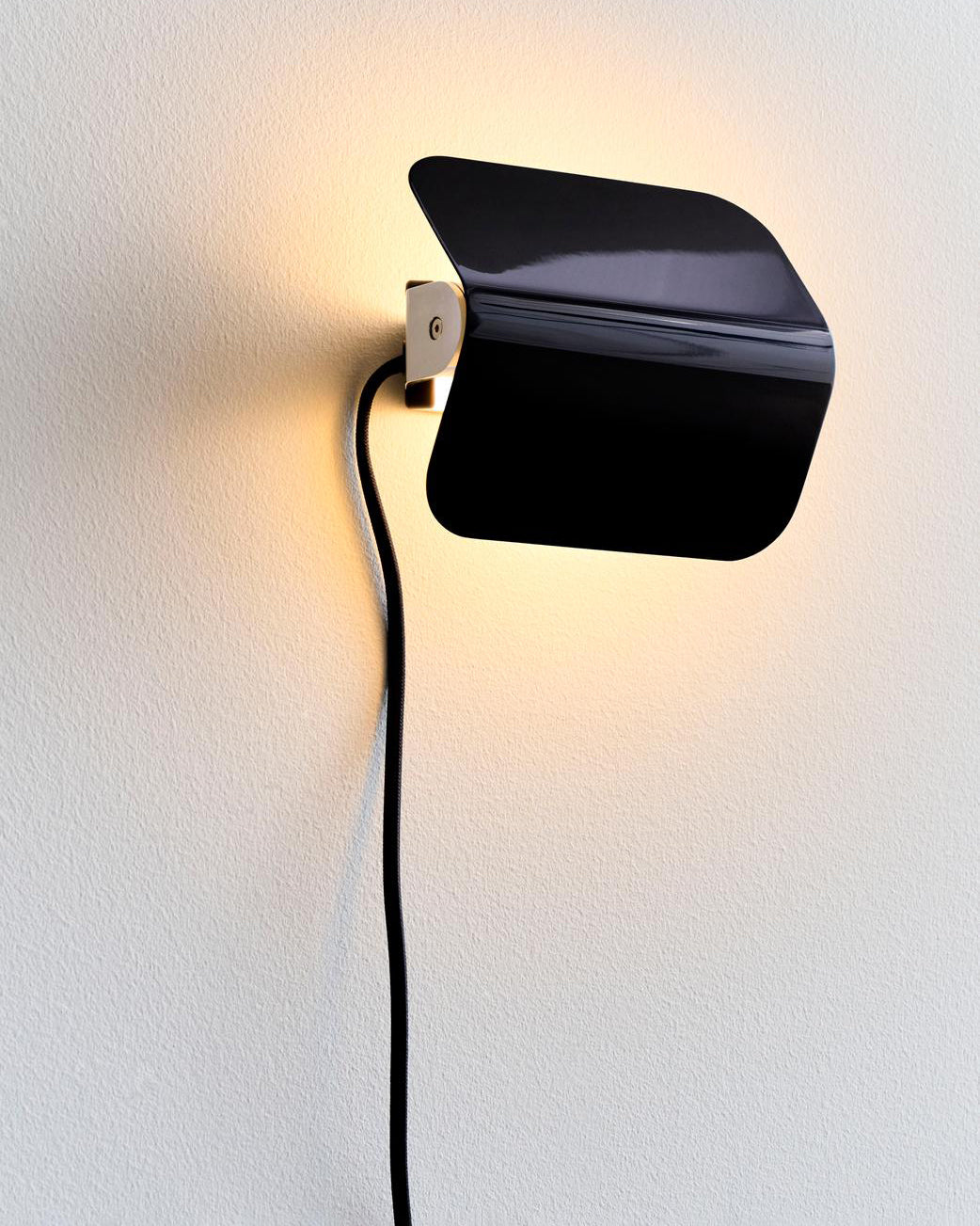 Apex Vegglampe