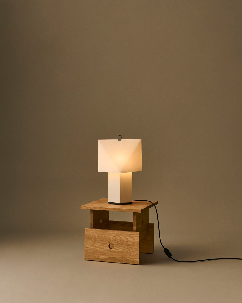 Aplat Bordlampe 440