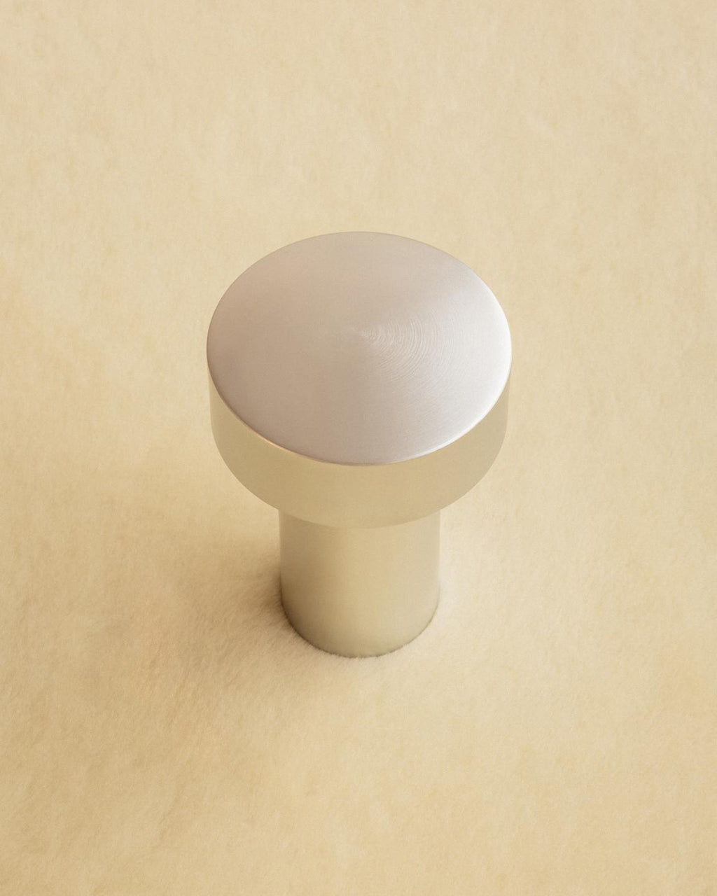 Column Bordlampe Portable - Bronzed Aluminium