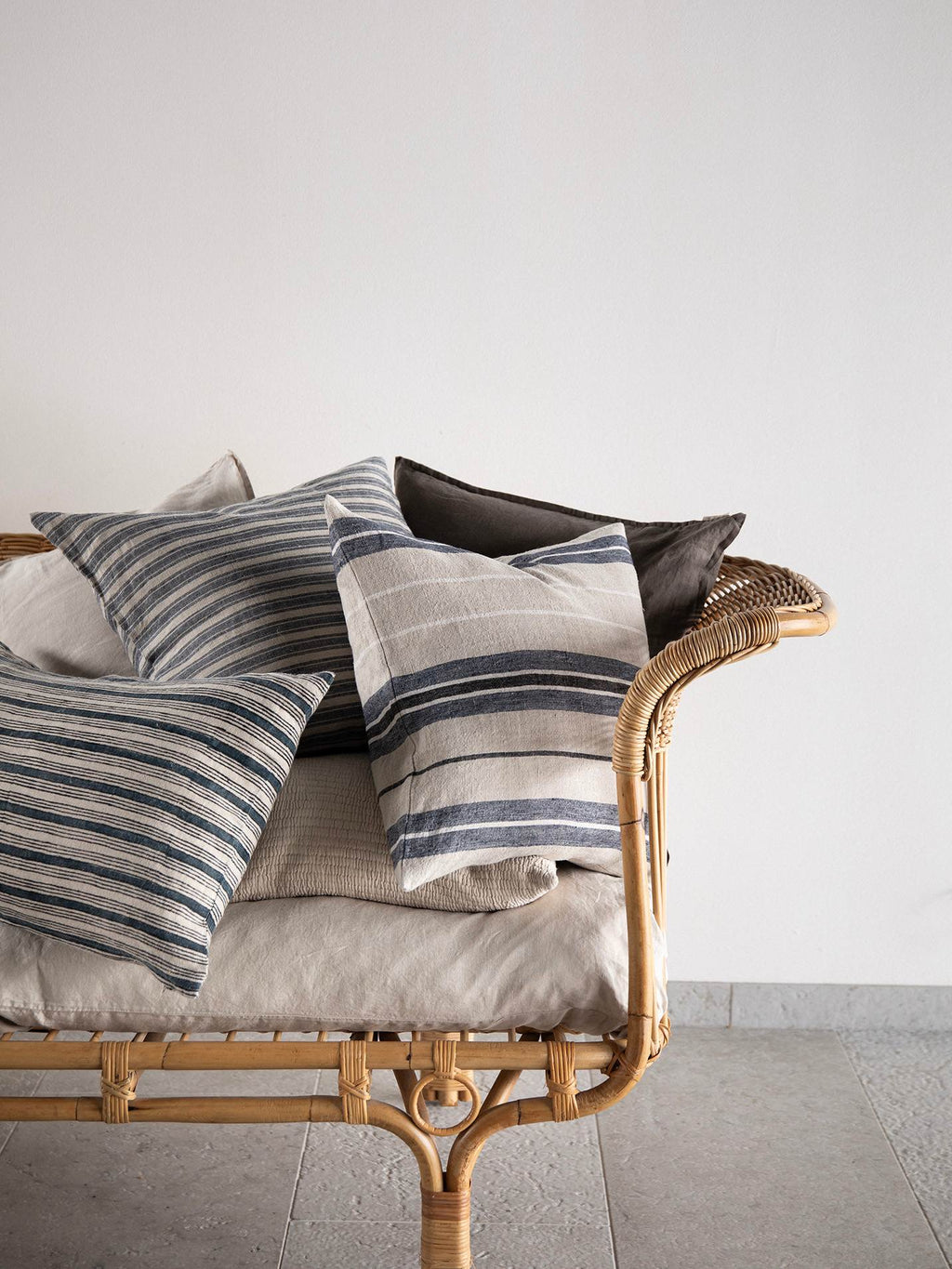 Carla Putetrekk 50x50 - Denim Stripe