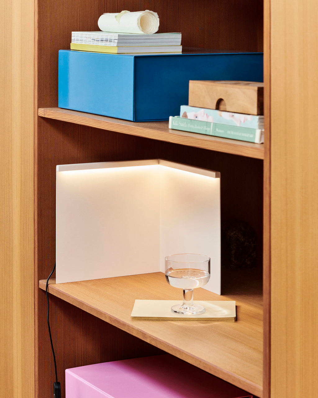 LMB Corner Bordlampe