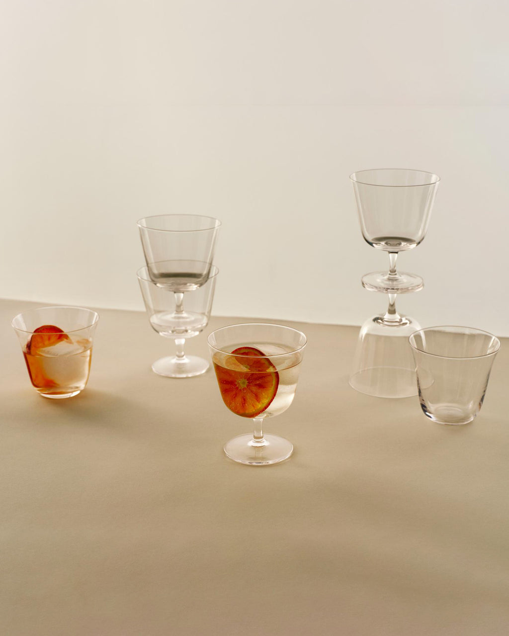 Curve Tumbler Glass