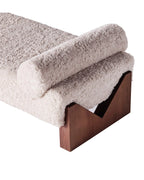 V Daybed Saueskinn