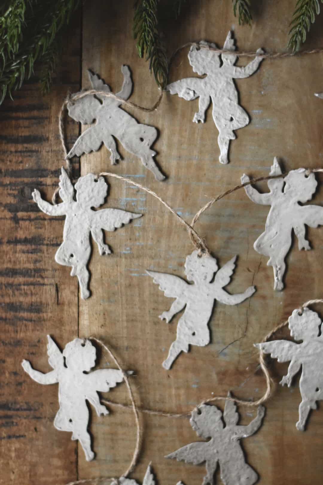 Girlander Engler 180 cm - Creme