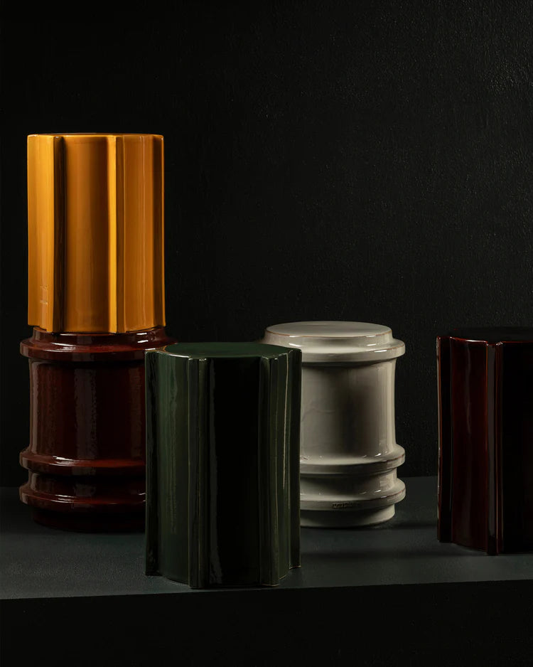 Geometrical Pawn 03 Sidebord - Dark Red