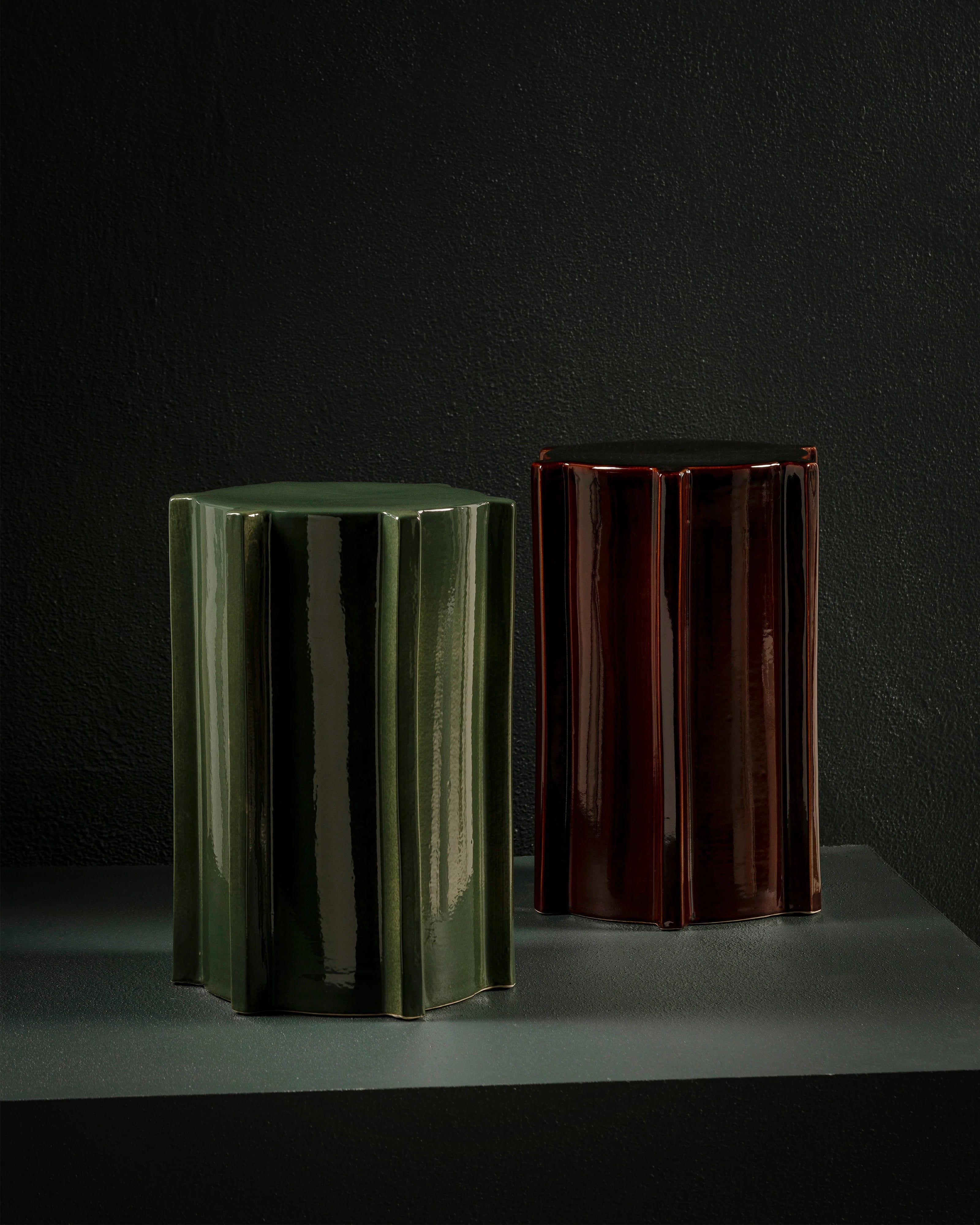 Geometrical Pawn 02 Sidebord - Dark Brown