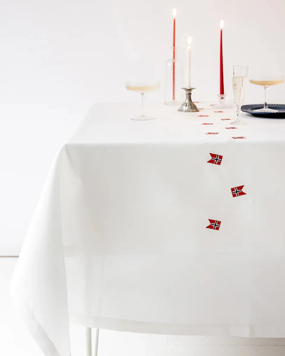 Fødselsdagsduk - Norske Flagg - 140 x 340 cm