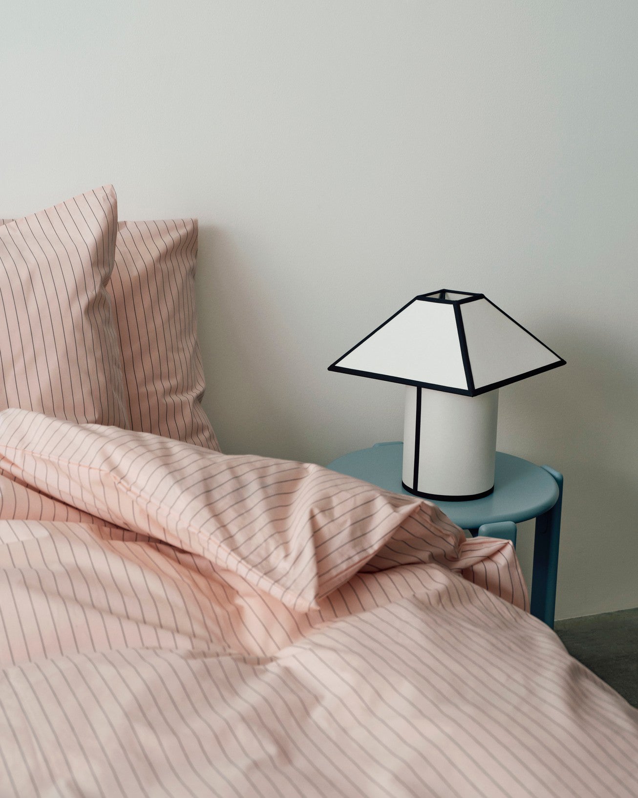 Ava Pyramid Bordlampe 290