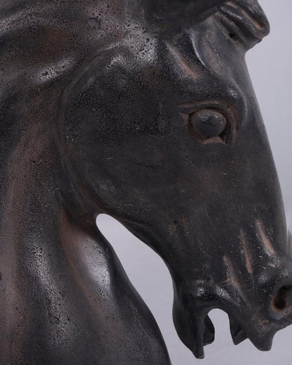 Statue Hestehode Sort