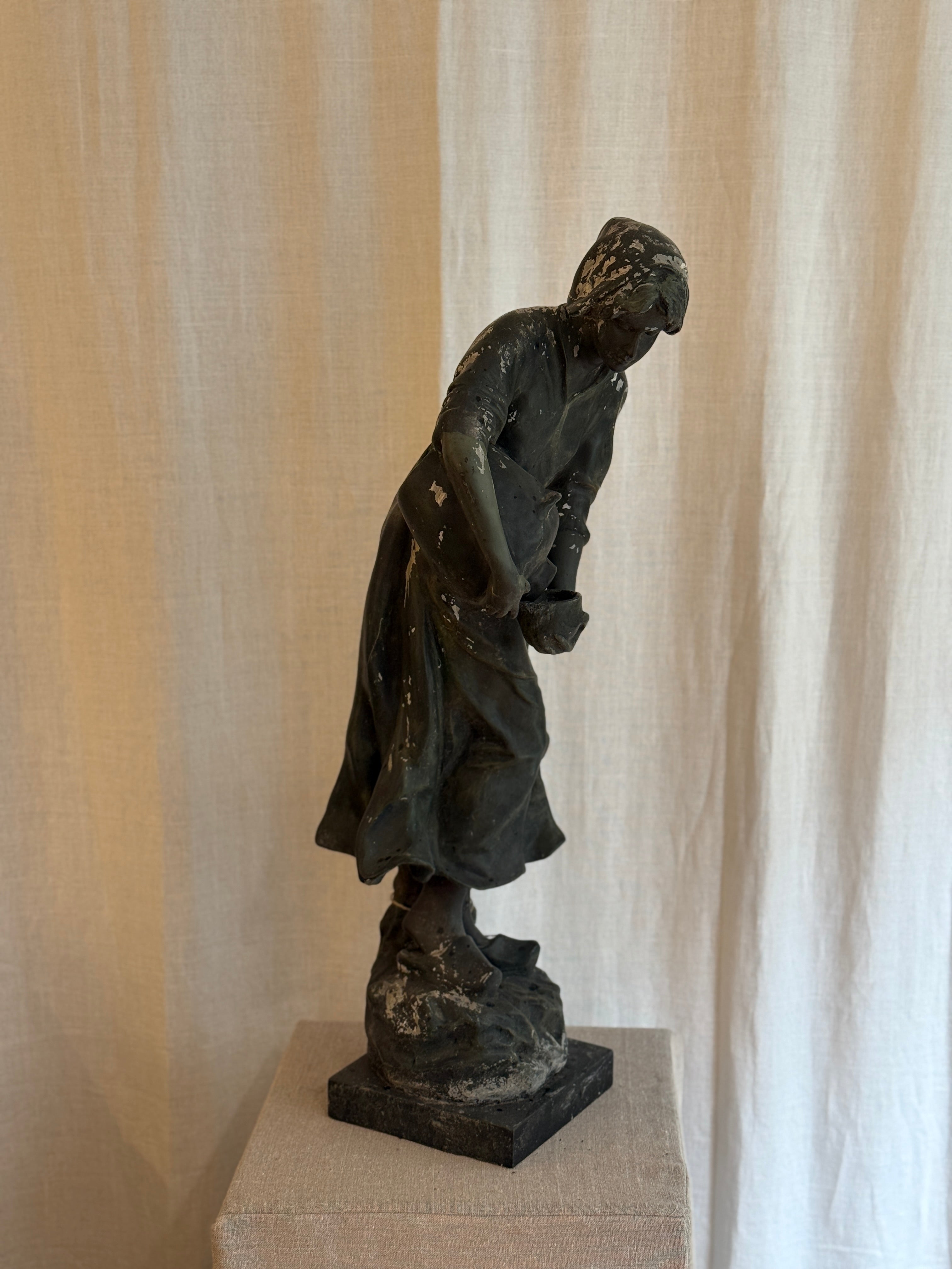 Skulptur Dame