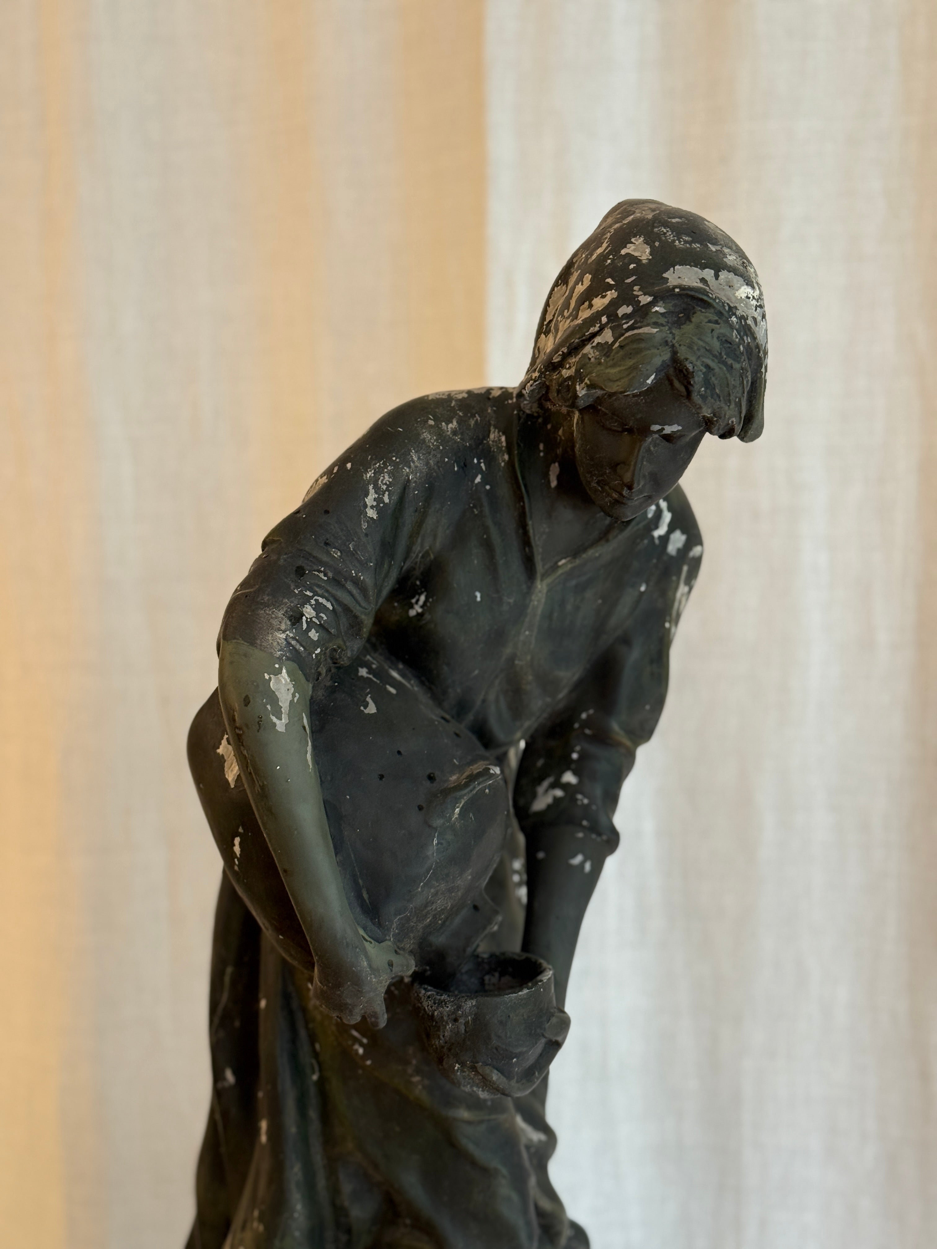 Skulptur Dame
