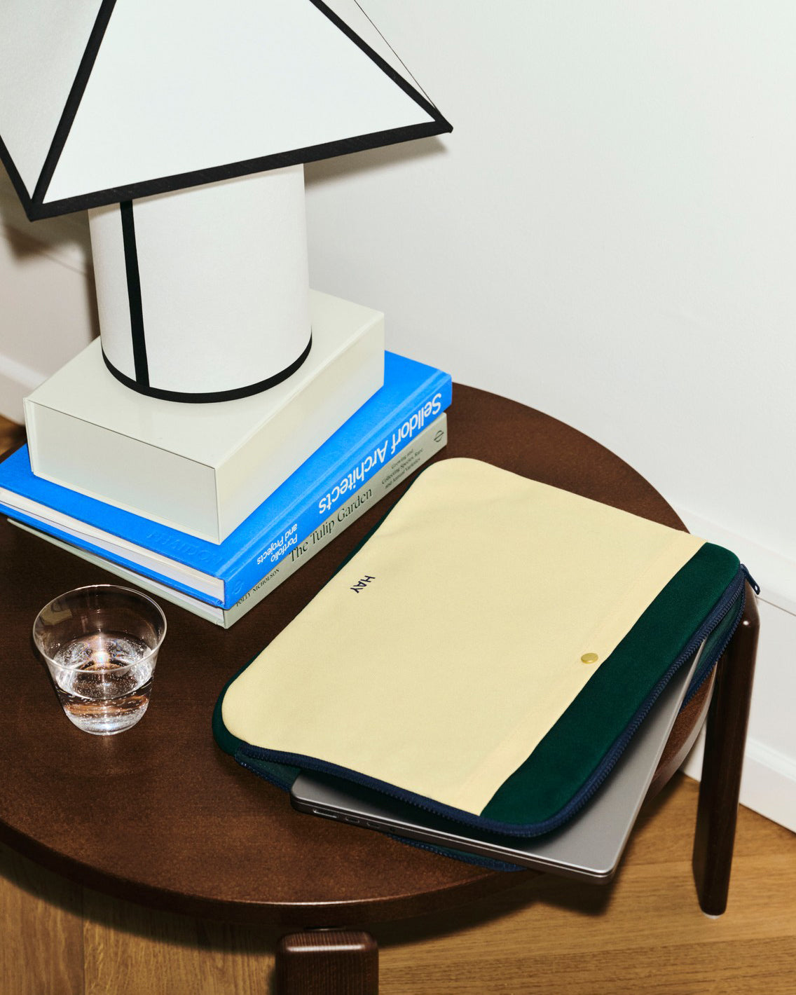 Ava Pyramid Bordlampe 290