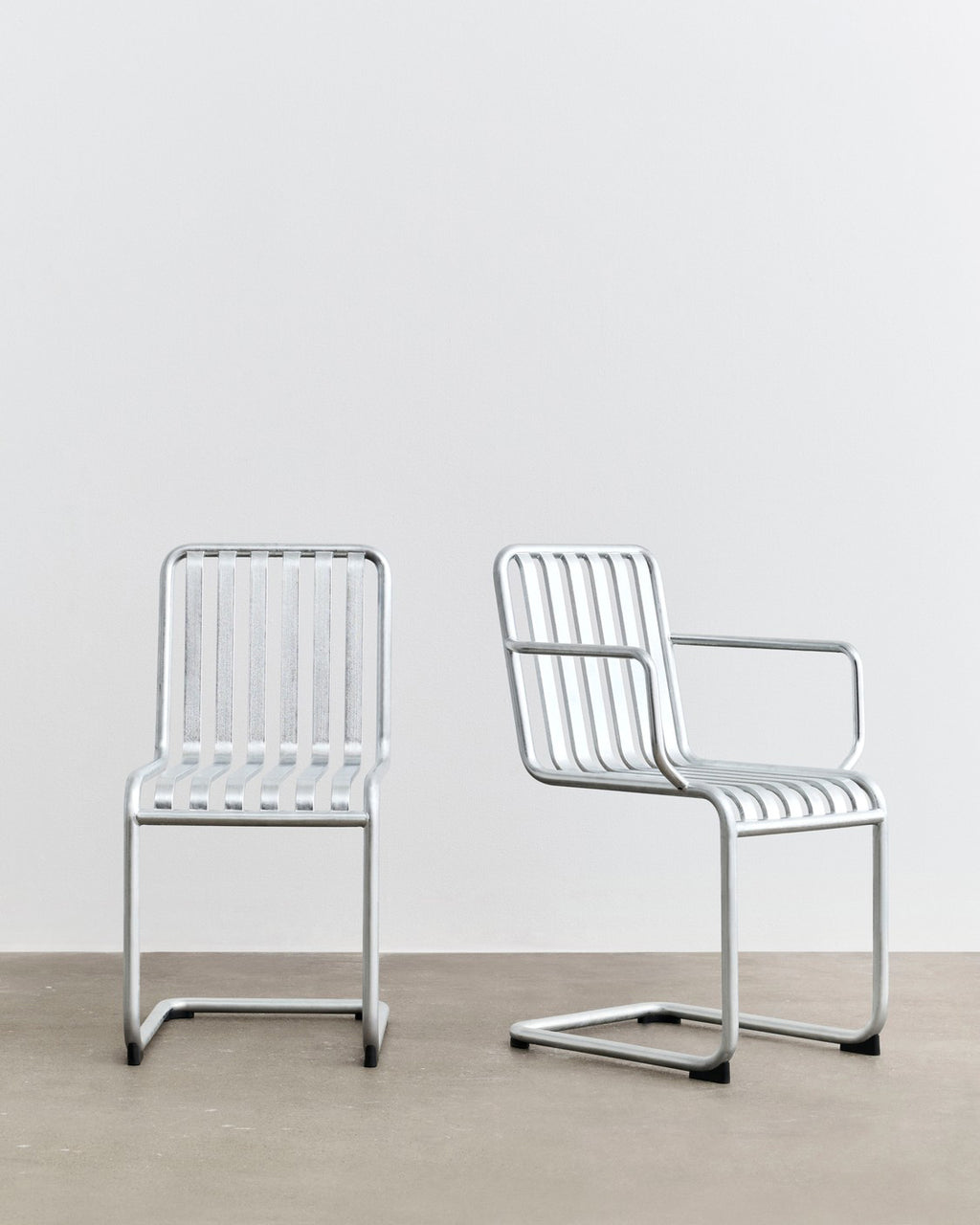 Palissade Cantilever Armchair
