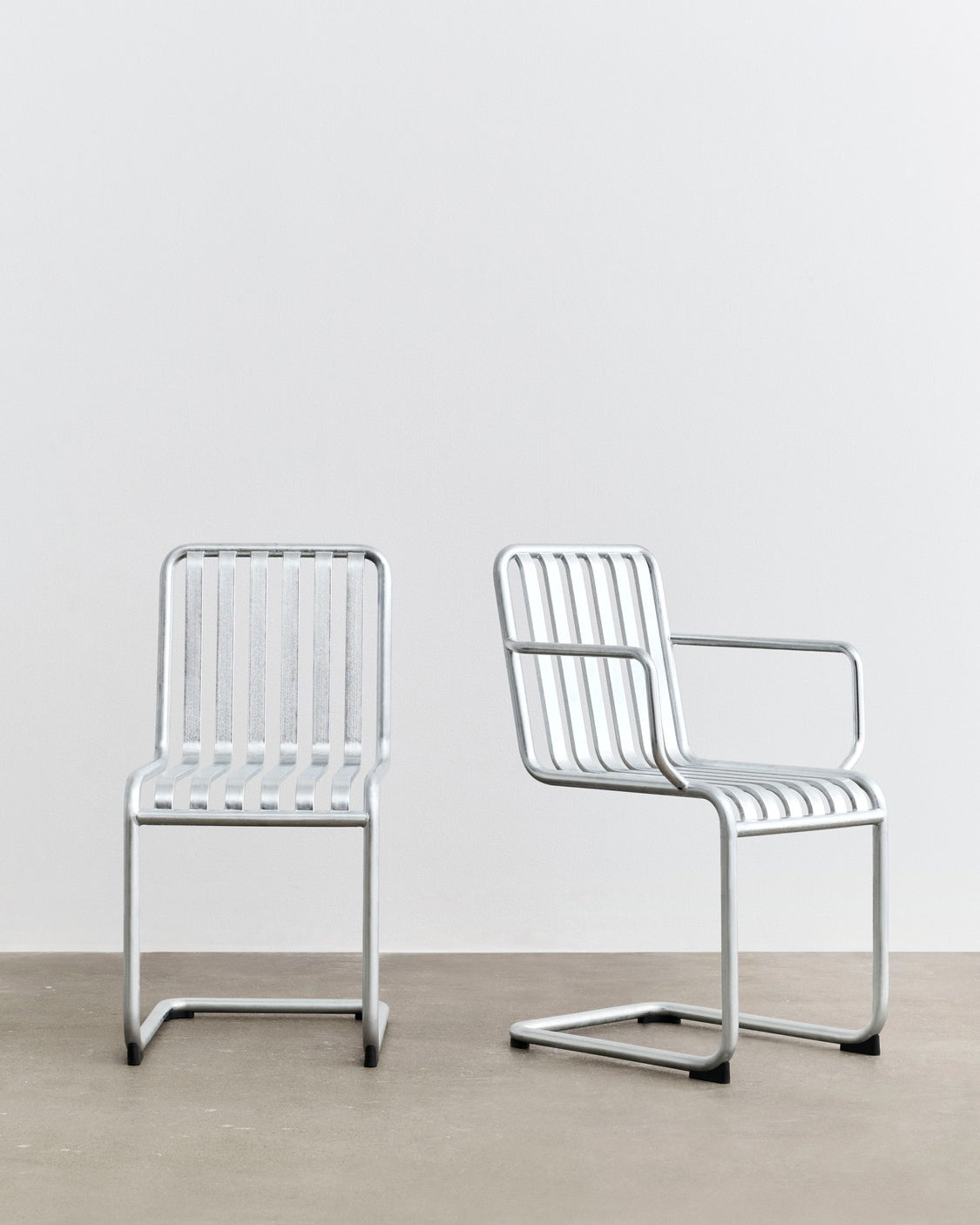 Palissade Cantilever Armchair