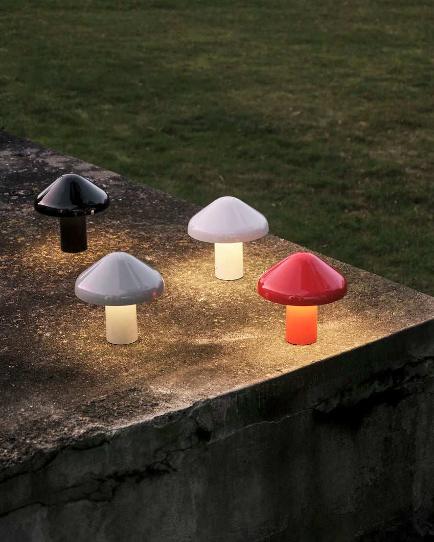 Pao Bordlampe Oppladbar