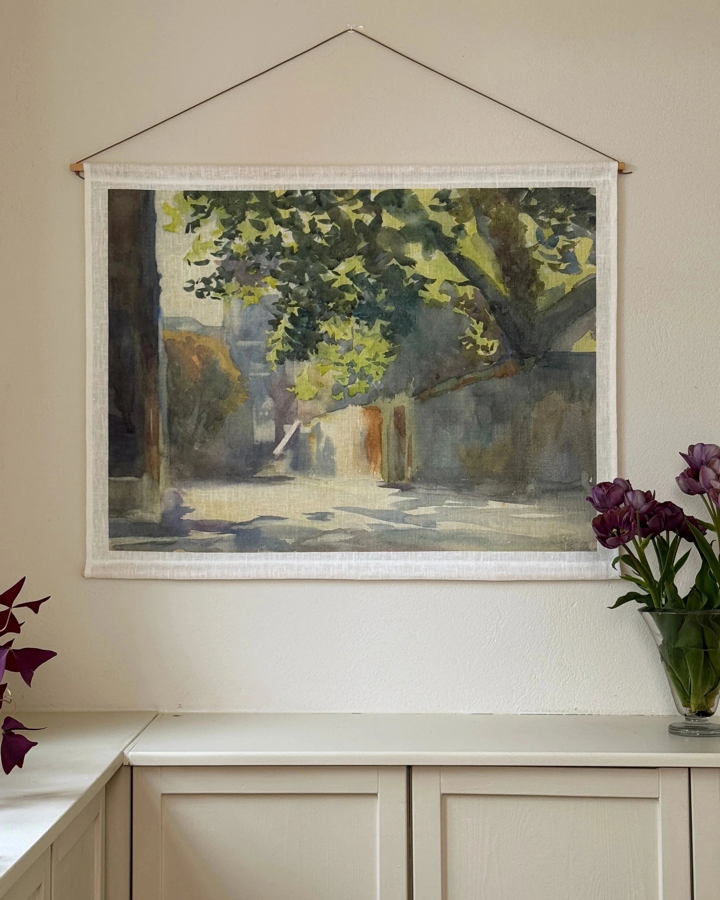 Sunlit Courtyard - Veggteppe 90x70 cm