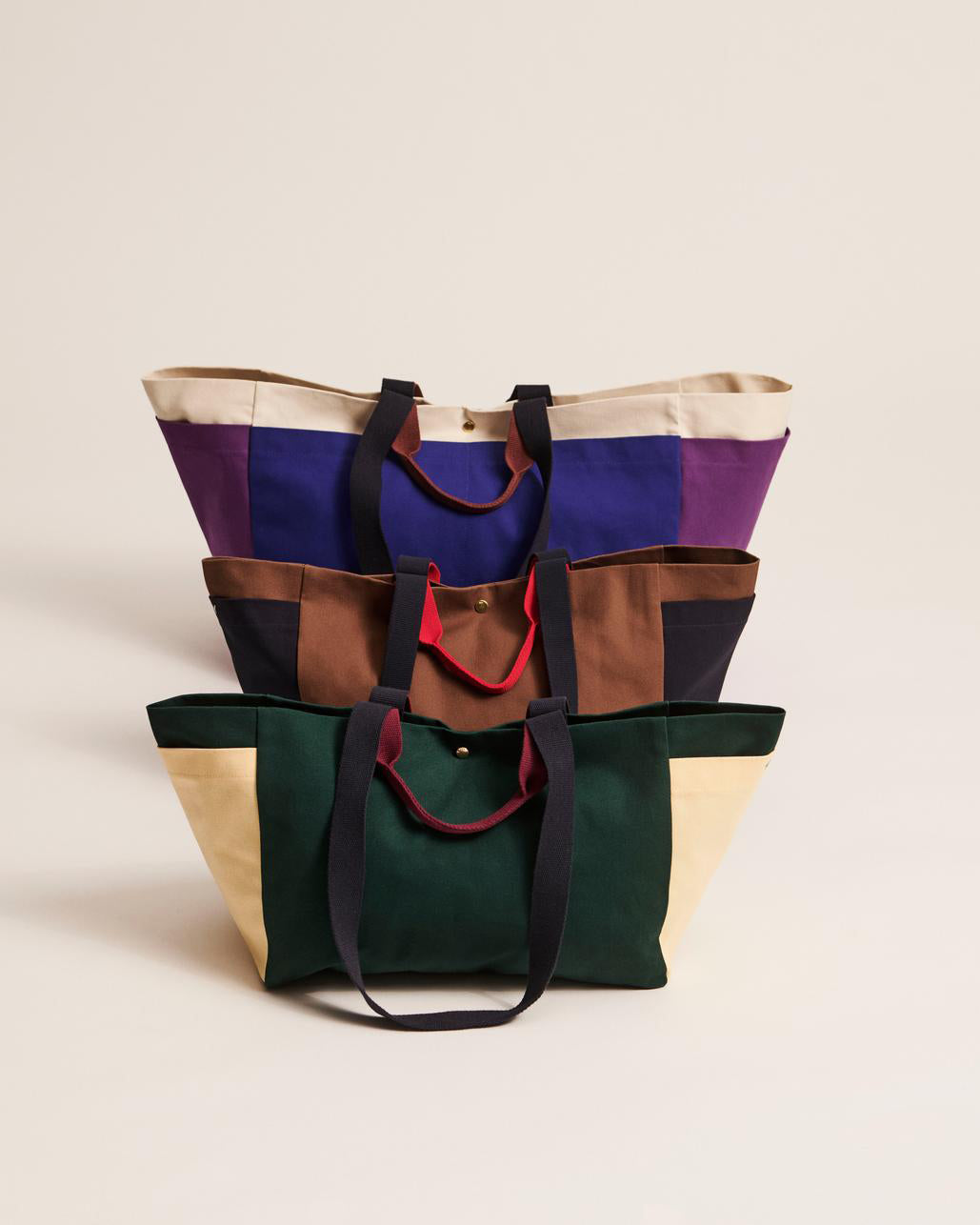Weekend Bag - Medium, Dark Green Multi