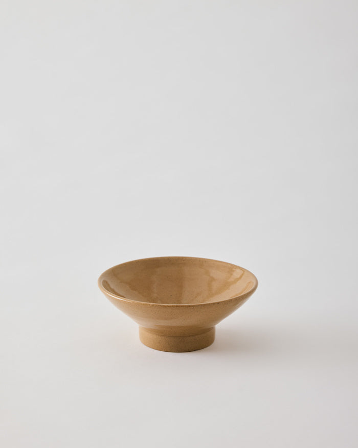 Elio skål på fot - 14,5 cm