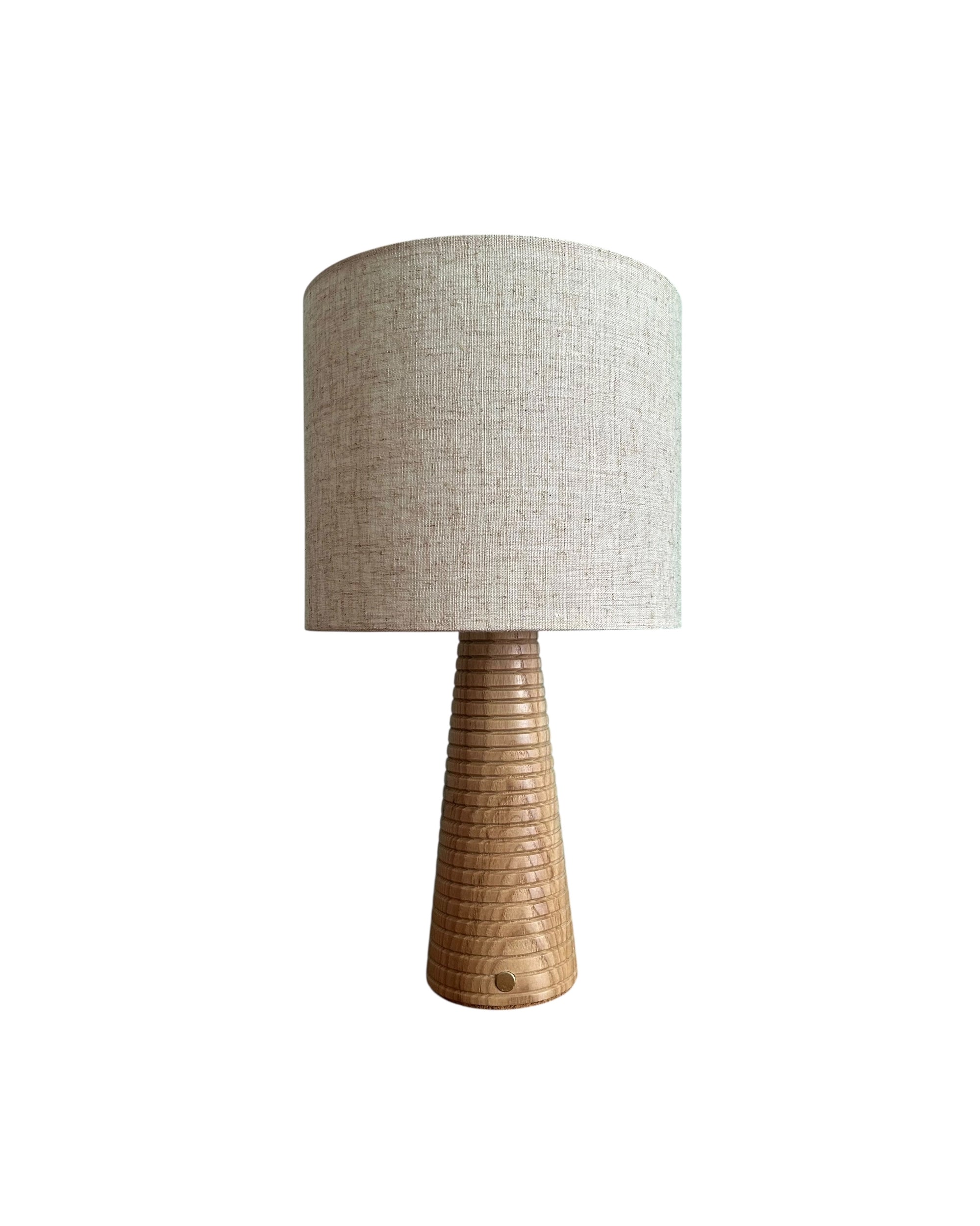 Ribbed Beech Style Bordlampe - Oppladbar