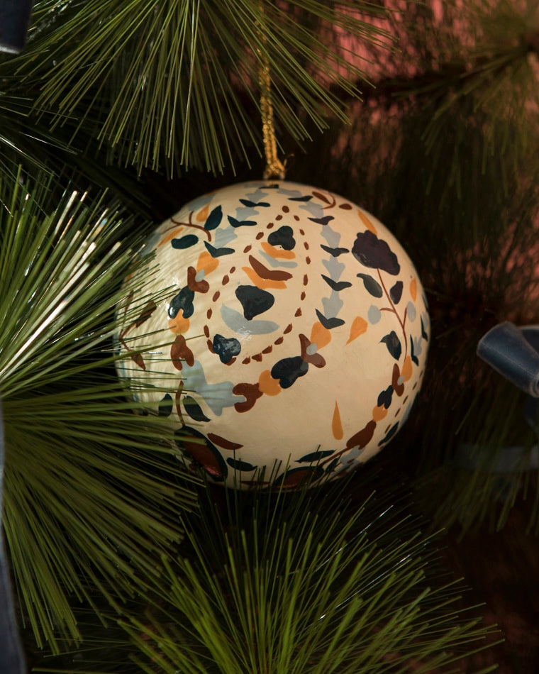 Julekule Håndmalt - Bladmotiv