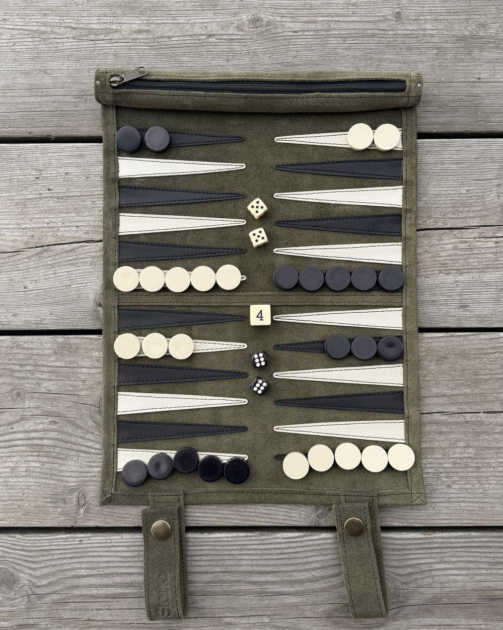 Backgammon semsket skinn