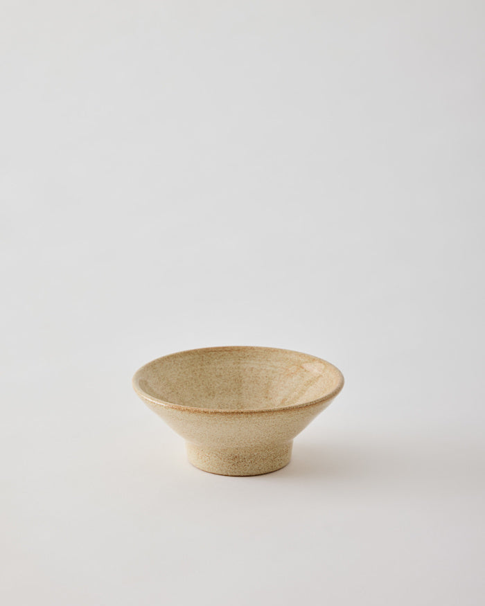 Elio skål på fot - 14,5 cm