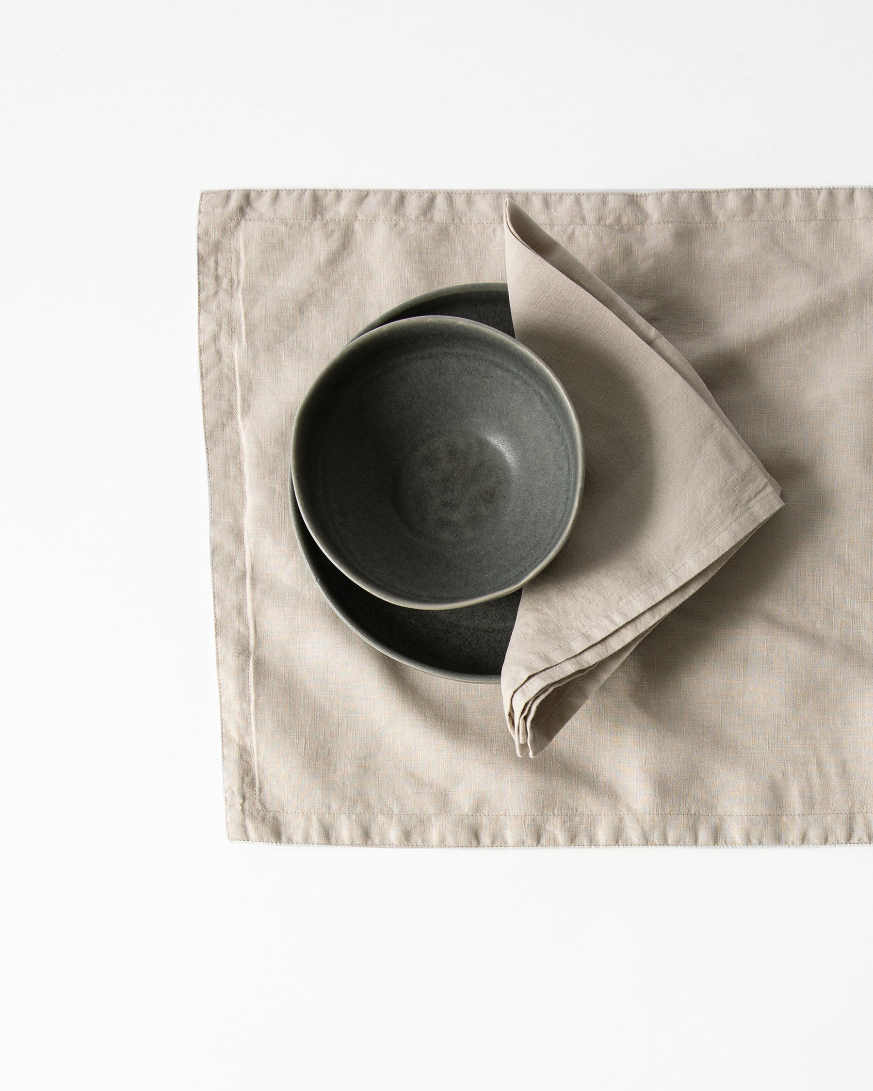 Bordbrikke Lin - Warm Grey