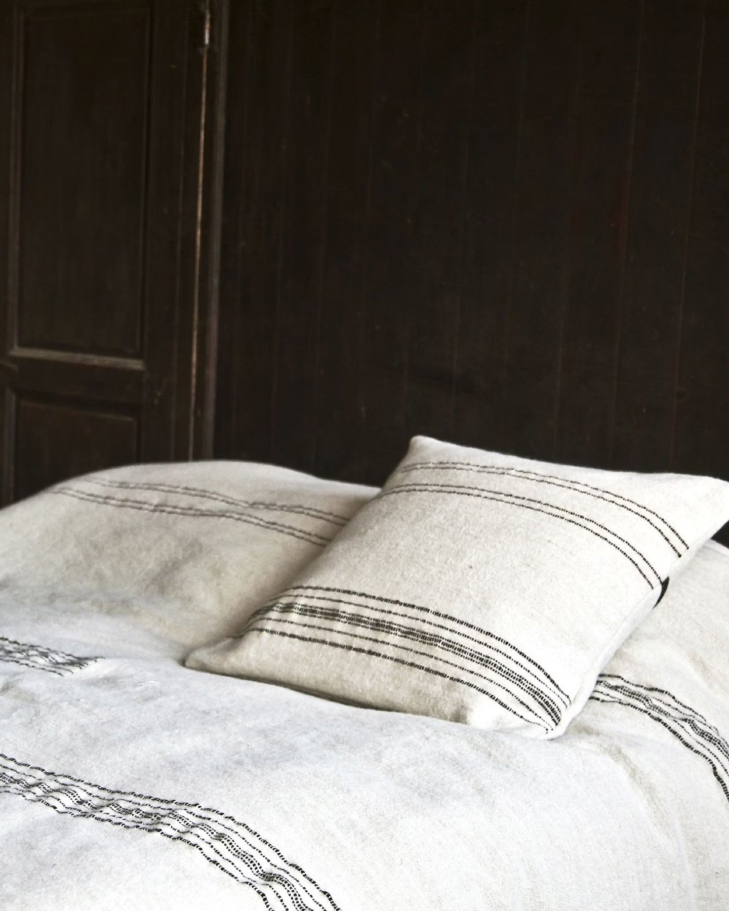 Maroccan Stripe Sengeteppe - 260x240cm